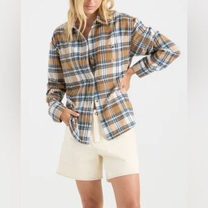 Women's Roark Amberley Light Long Sleeve Flannel Size Medium